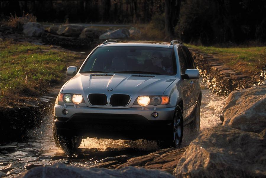  BMW X5 2000 года  (фото 29 из 102)